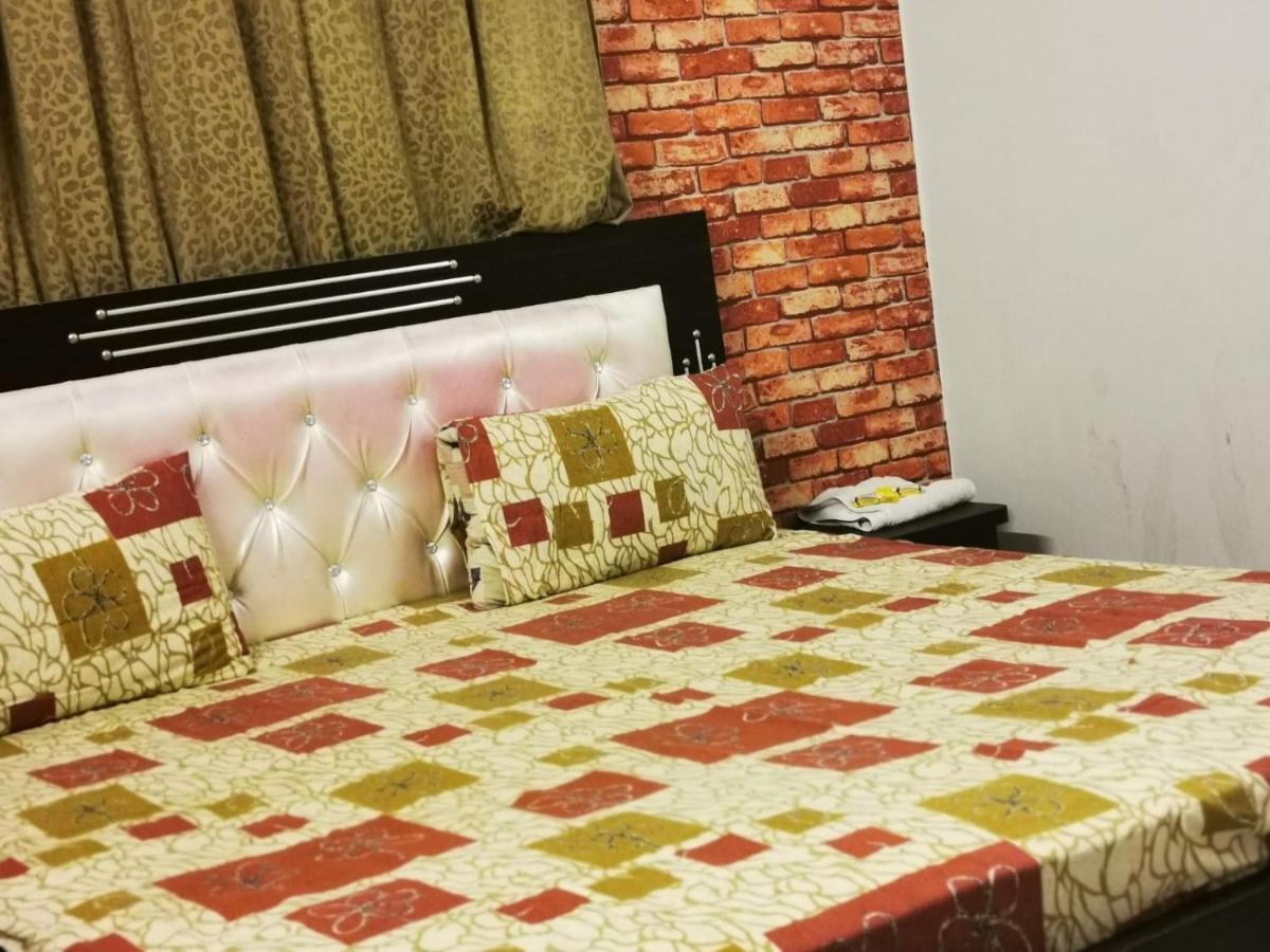 Gulshan Guest House Karachi Esterno foto
