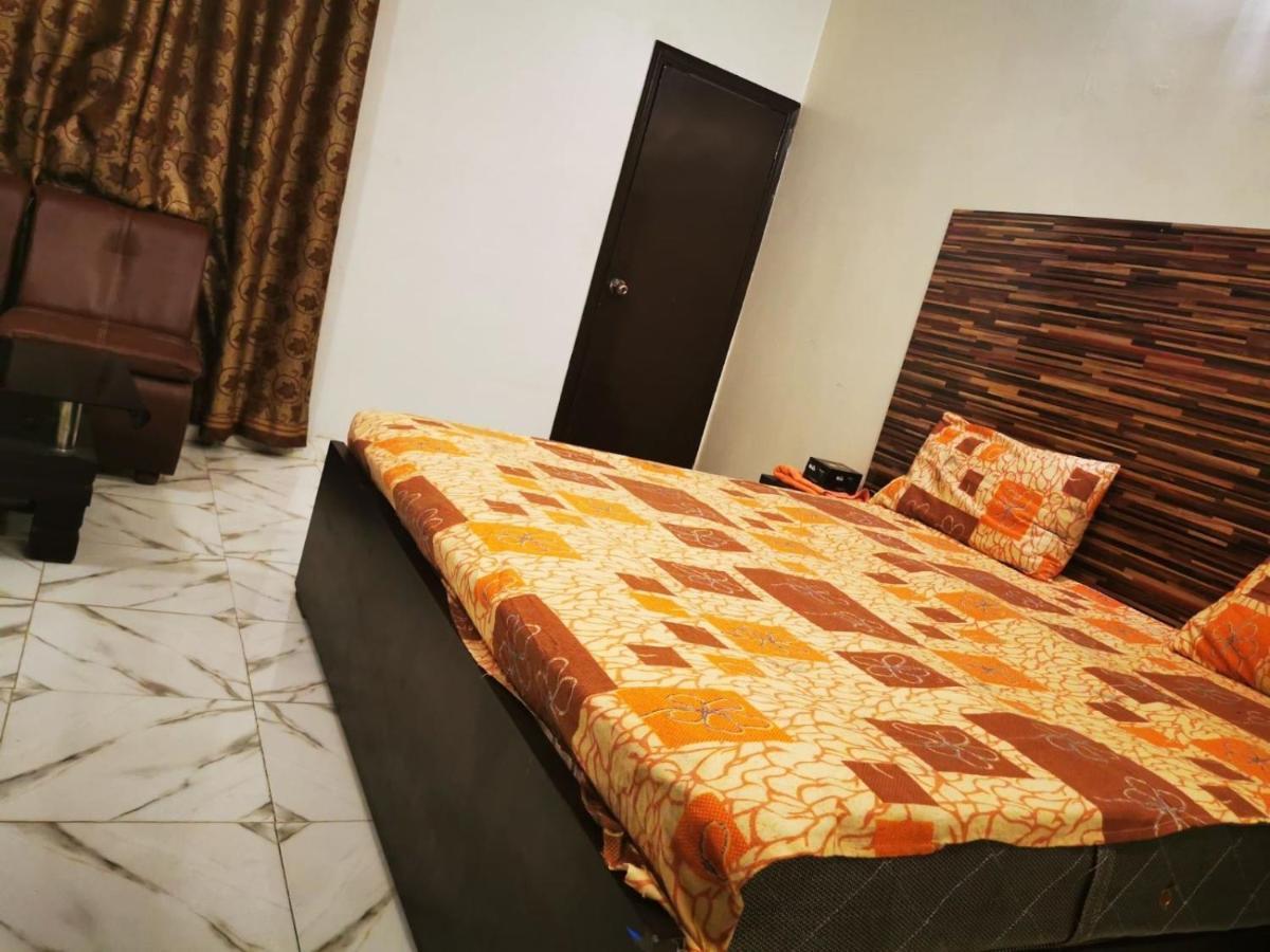 Gulshan Guest House Karachi Esterno foto