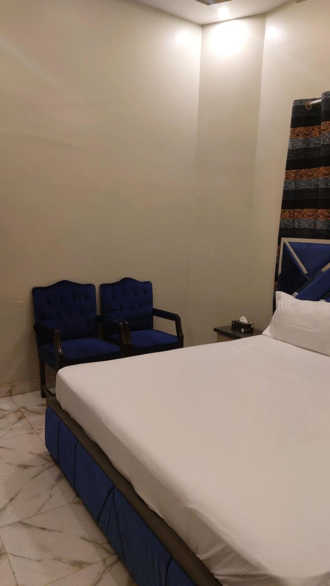 Gulshan Guest House Karachi Esterno foto
